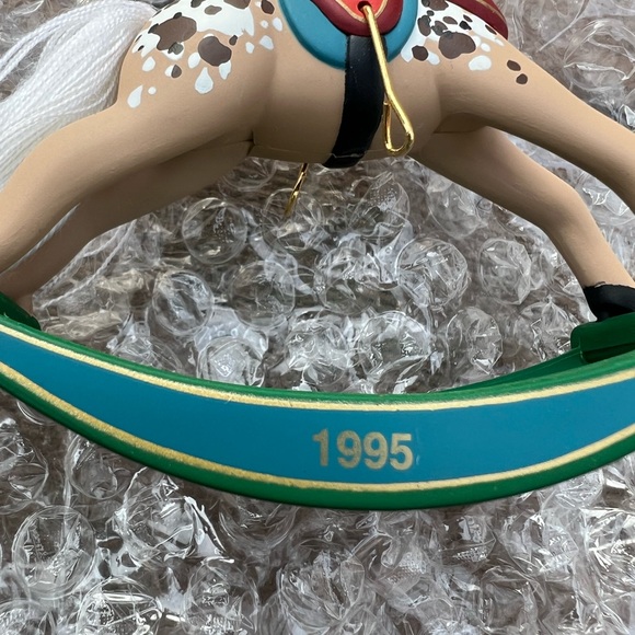 Hallmark Rocking Horse 1995 - Picture 3 of 7